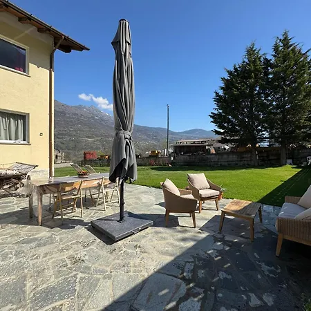 Maison Pleod - Vista Castello E Giardino Privato Fenis