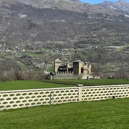 Maison Pleod - Vista Castello E Giardino Privato Fenis